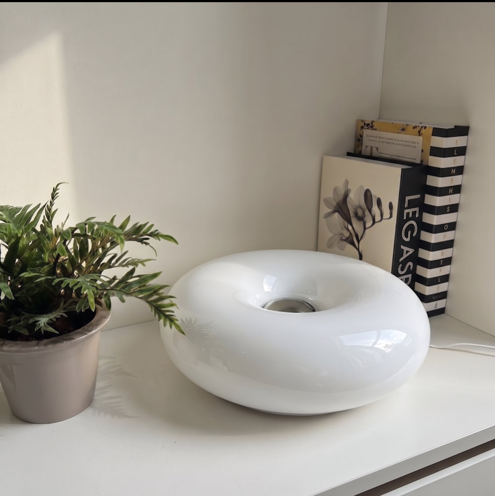 Bauhaus Donut Ambient Table Lamp